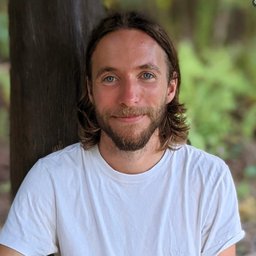 Photo of Ryan Lowe